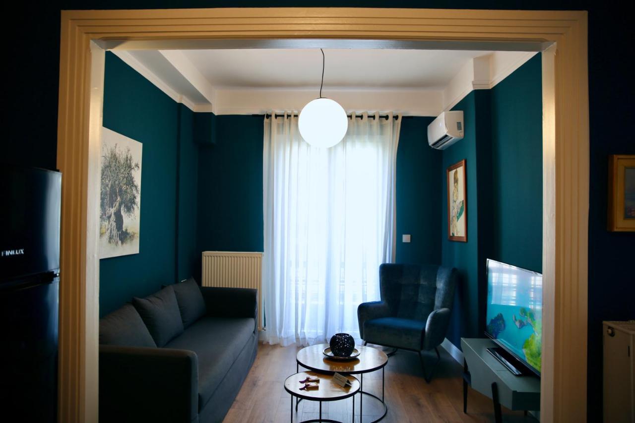 Urban Living 1 *