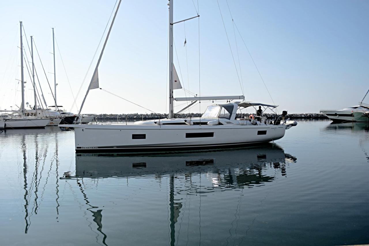 Yacht Psari * Tessalónica