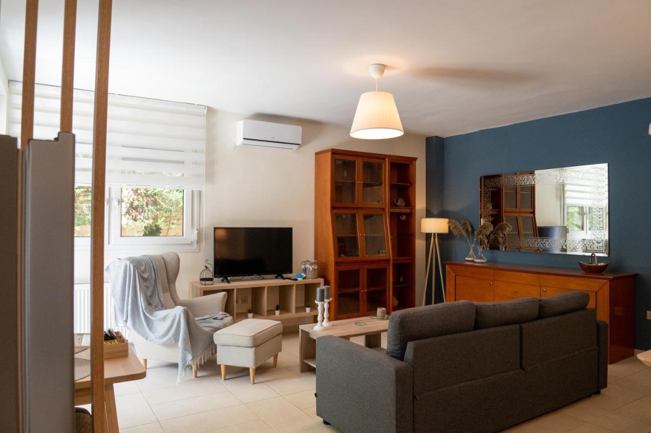 Private Garden House In Panorama- Lux Apartment