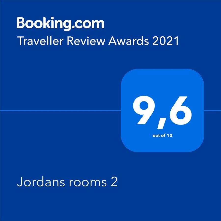 Jordans 3 Apartment *