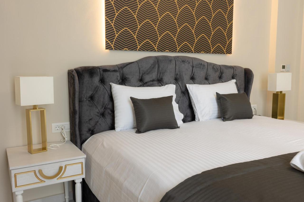Hotel Modern Revival Luxury