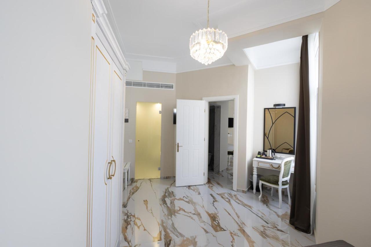 Modern Revival Luxury 4*