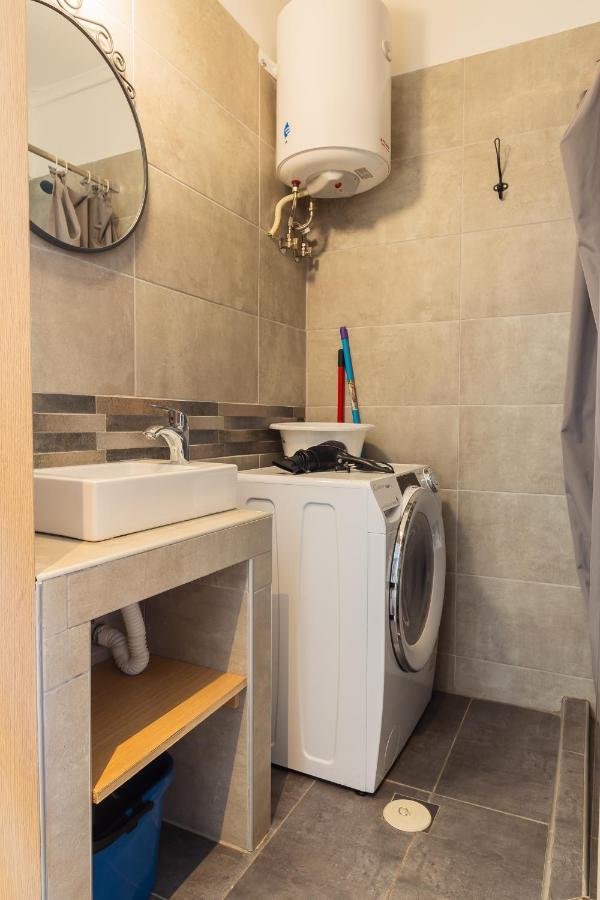 Apartment Modiano Studio ιιι By Socrates Junior Houses *