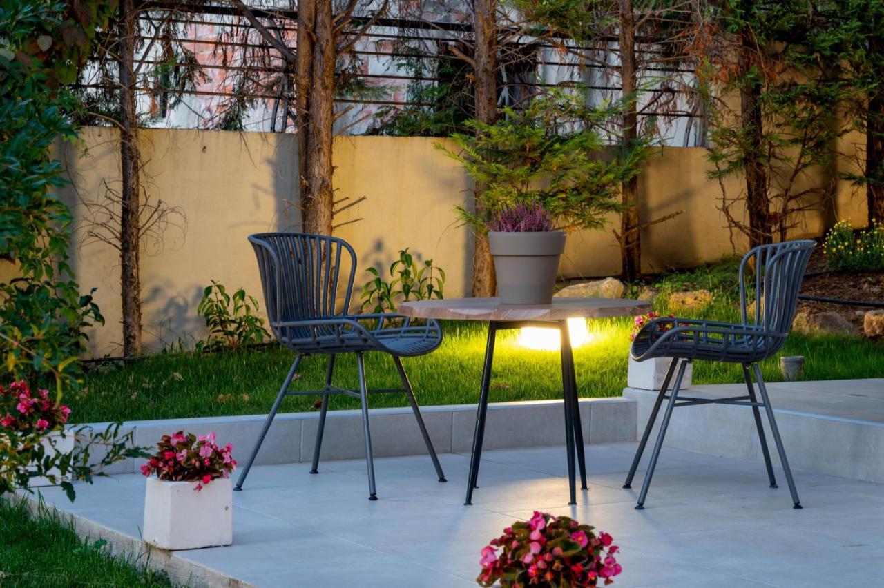 Private Garden House In Panorama- Lux * Thessaloníki