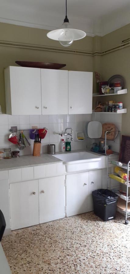 Cozy Penthouse Next To Metro Station Thessaloniki