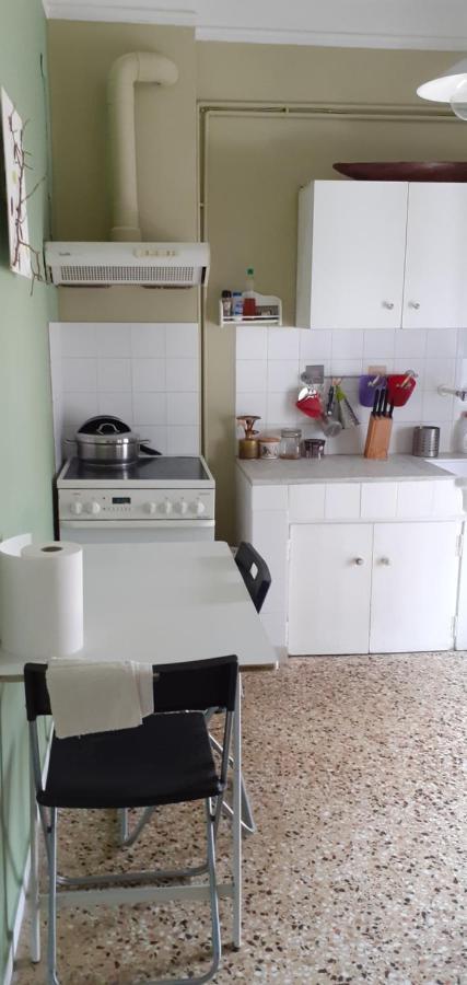 Cozy Penthouse Next To Metro Station Appartement Thessaloniki