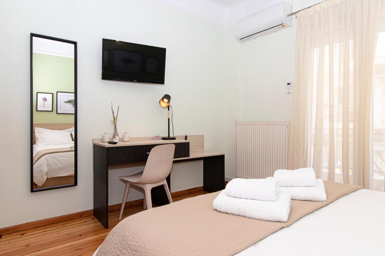 Large, Sunny, Modern Fully Renovated, Next To Agia Sofia Apartamento Tessalónica