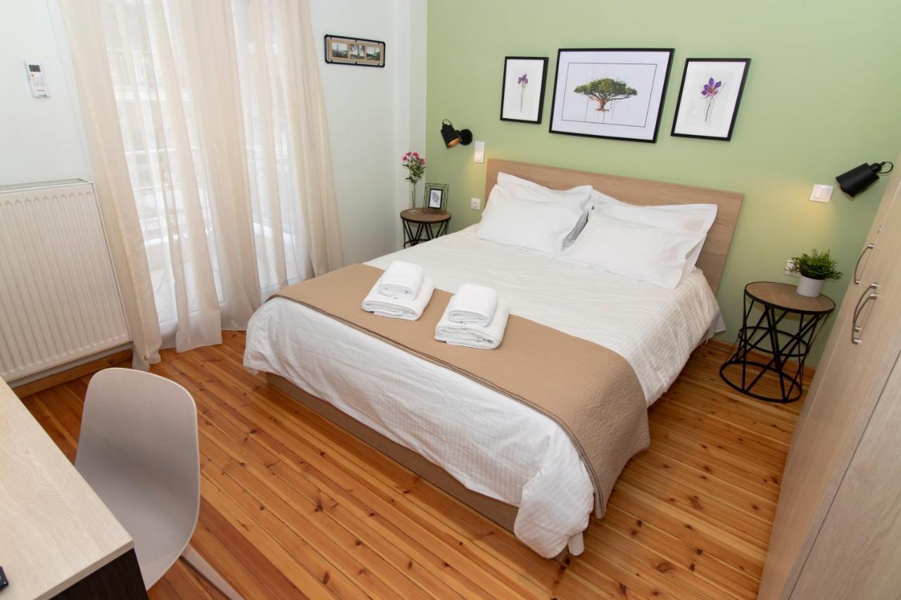 Large, Sunny, Modern Fully Renovated, Next To Agia Sofia Apartamento *