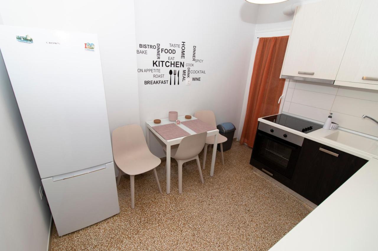 Large, Sunny, Modern Fully Renovated, Next To Agia Sofia * Tessalónica