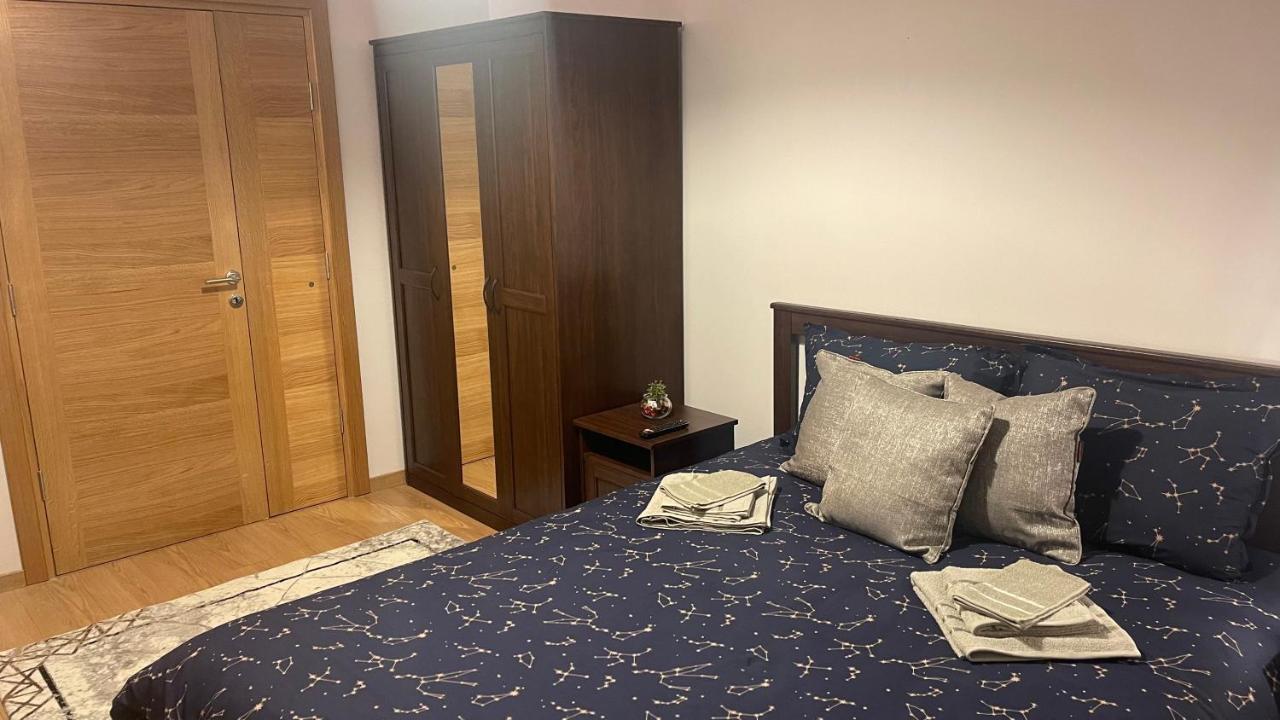 Daire Luxury Furnished Apartment, Near The Center Gallery 55
