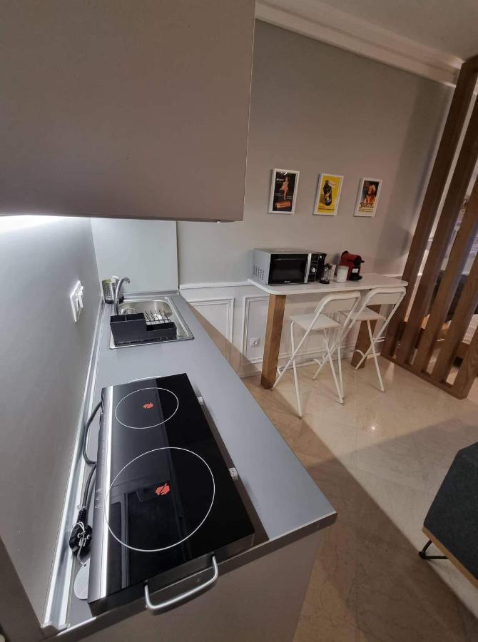 Center Point Apartment
