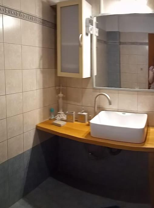 Căn hộ άνετο, φωτεινό και ήσυχο για οικογένεια ιθάκης - ιthakis 8 πυλαία Thessaloníki