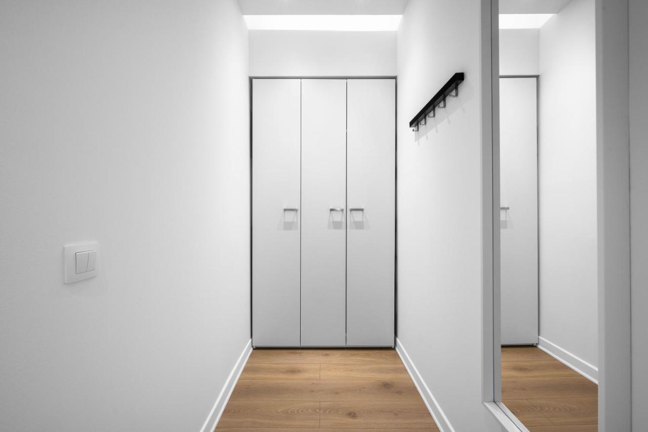 Nyma White Apartments, The Luxury