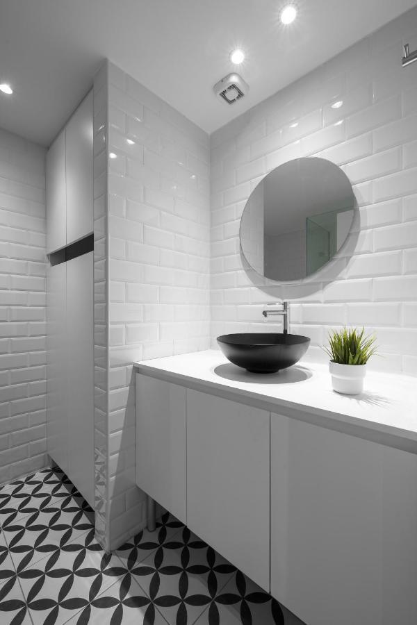 Nyma White Apartments, The Luxury *