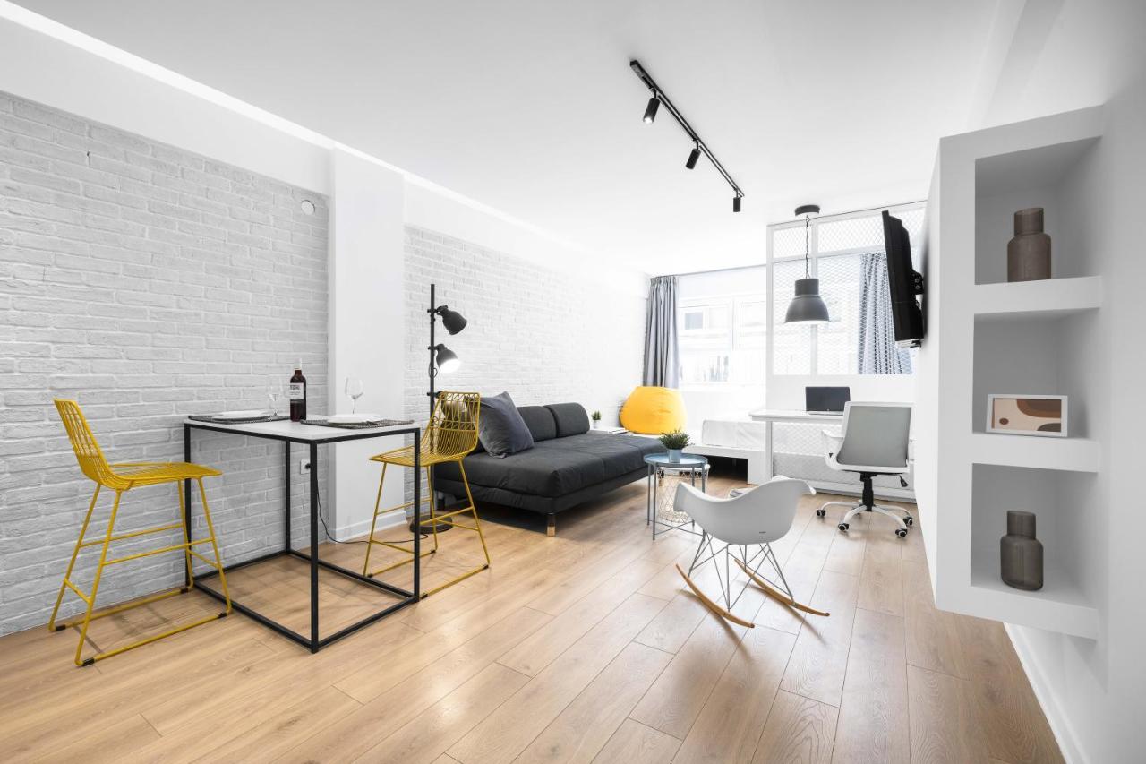 Nyma White Apartments, The Luxury *