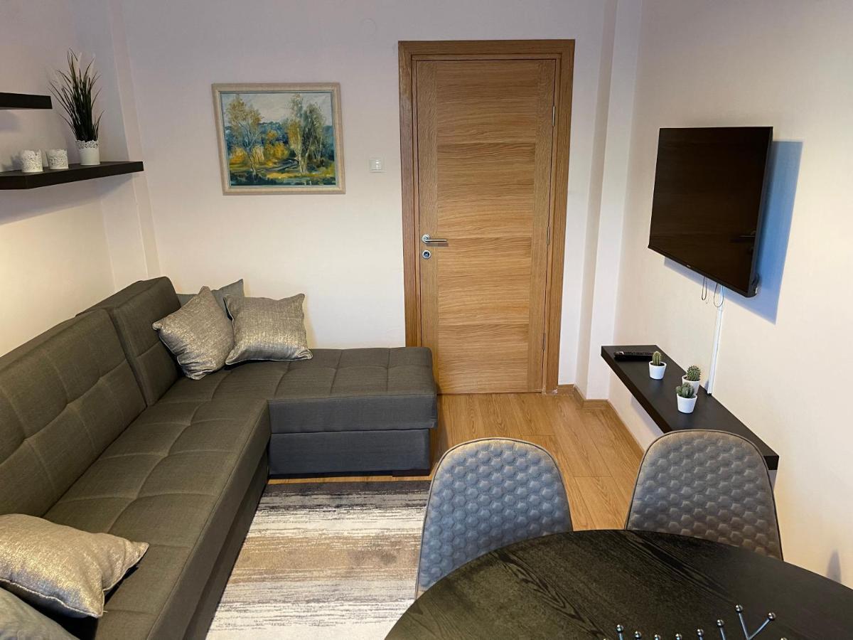 Luxury Furnished Apartment, Near The Center Gallery 55 Daire Selanik