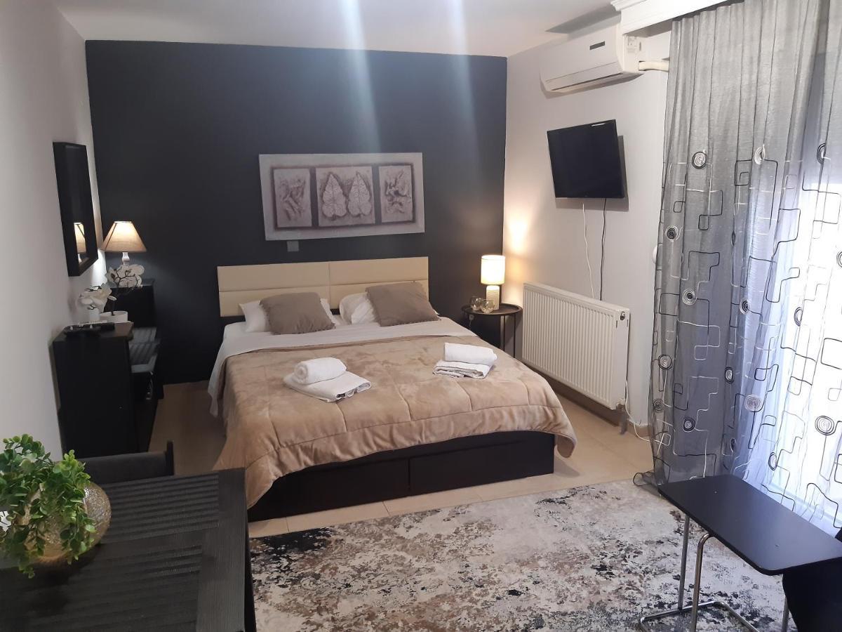 Apartment Eclectic Grey 