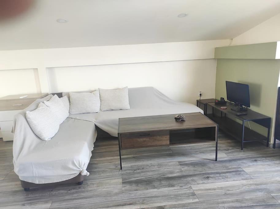 σοφίτα καλλύνω Apartment *