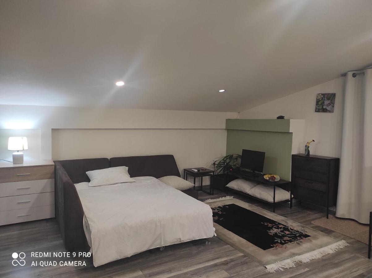 Apartment σοφίτα καλλύνω Thessaloniki