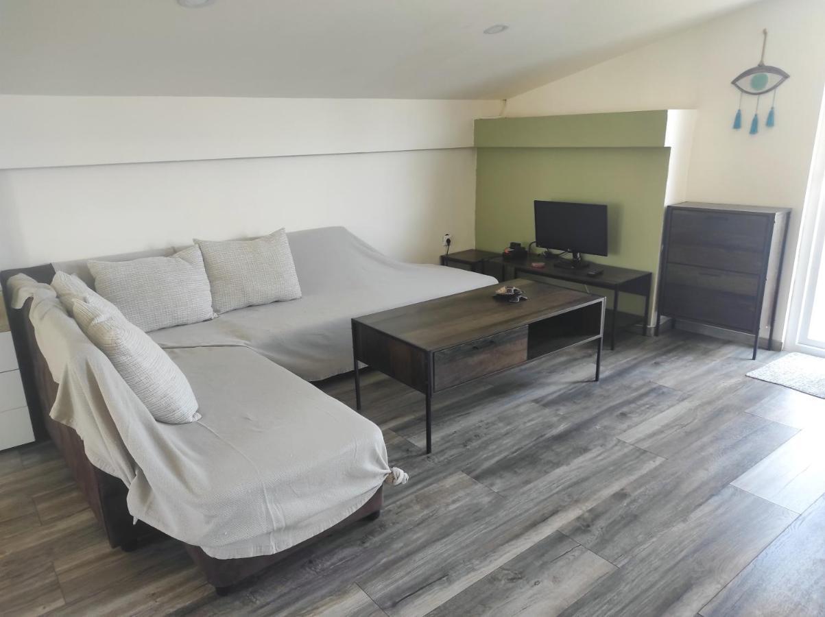 σοφίτα καλλύνω Apartment
