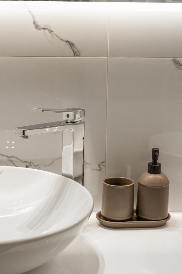 Harmony Sea View Apartment *