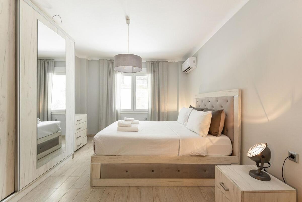 Apartment With Garden