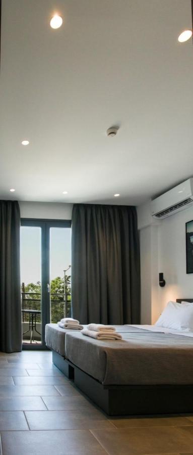 White Trilogy Bed & Breakfast
