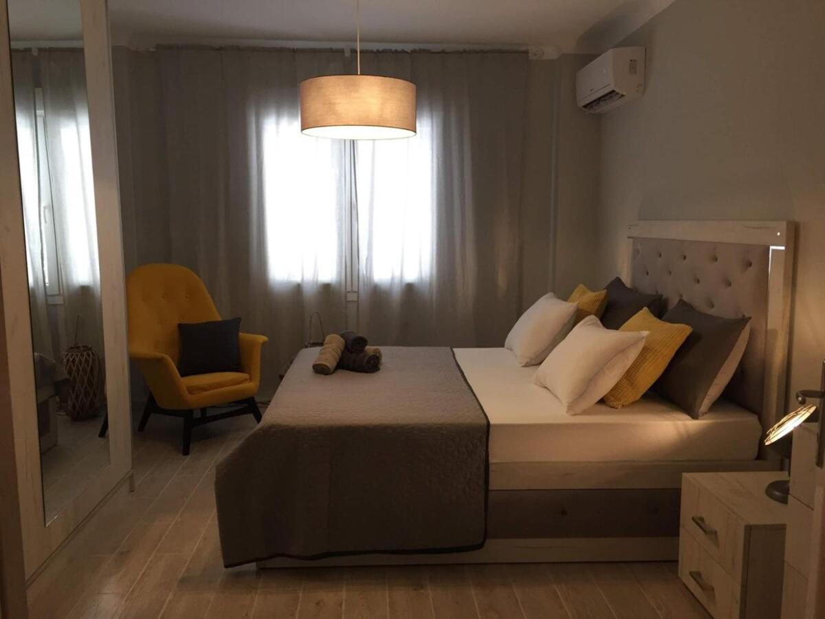 With Garden Apartment Thessaloniki