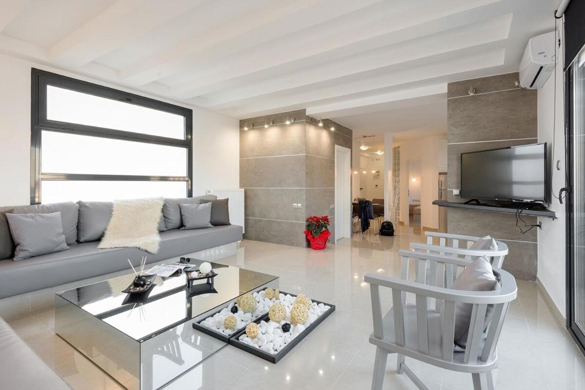 Ace Location | Luxury Building Căn hộ *