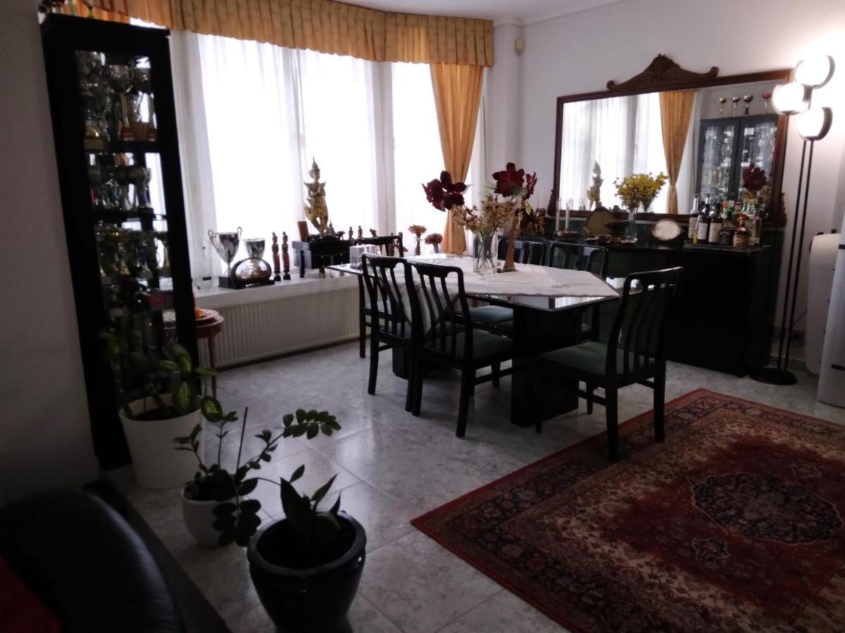 Villa In Panorama, Thessaloniki, With A Swimming Pool. Host: Mr. George Thessaloniki