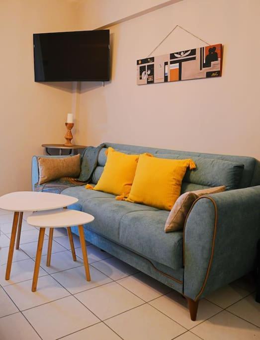 Cozy Studio, 1min From Kamara *