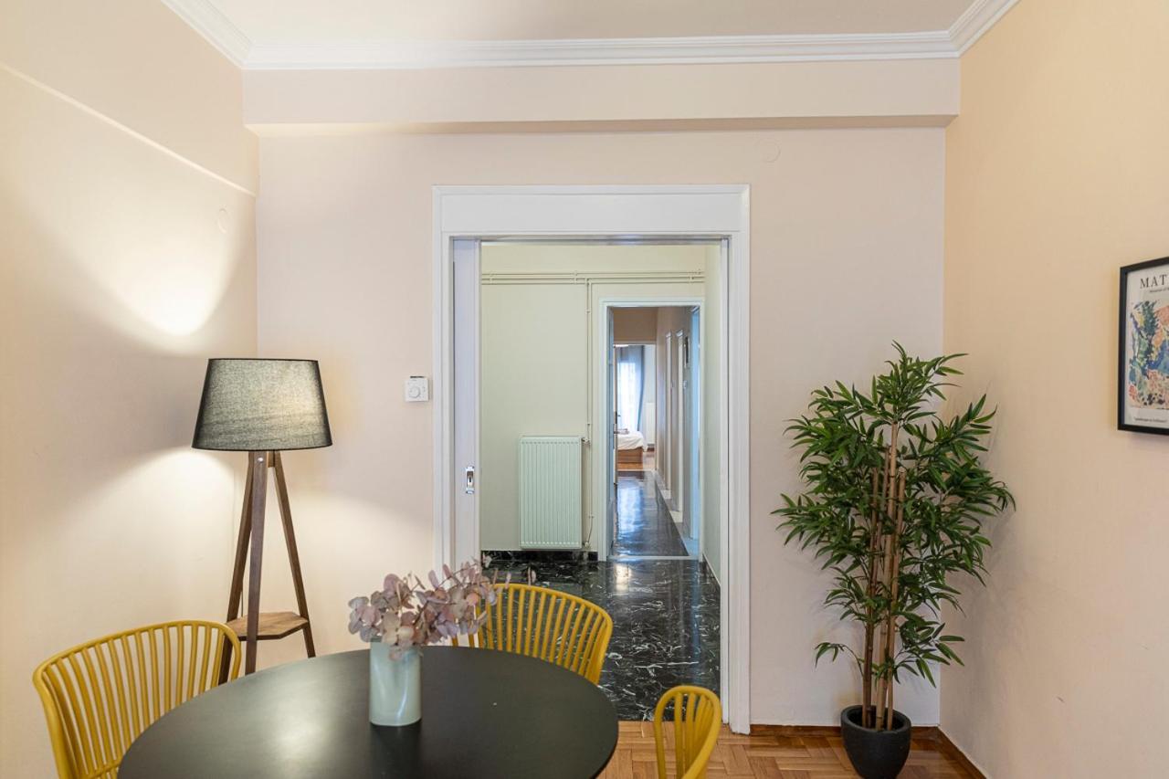 Houseloft White Tower Icon Apartment *