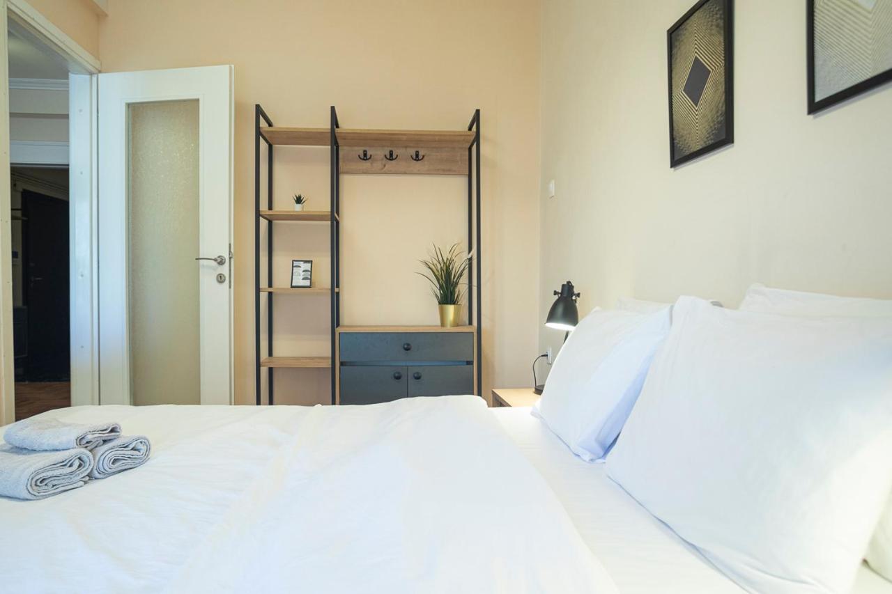 Apartment Houseloft White Tower Icon *