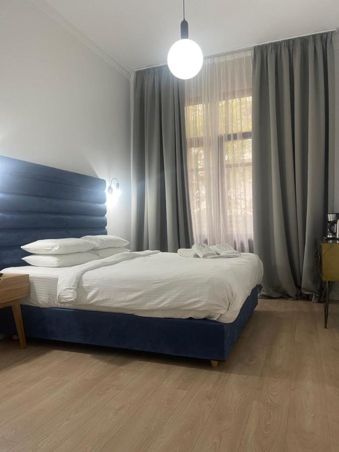 Aparthotel The Maroon Bottle Luxury 4*
