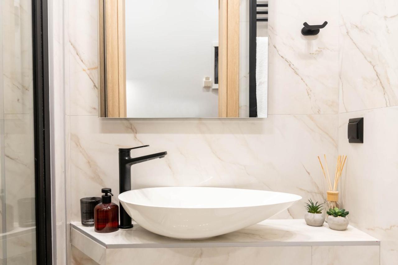 F & B Collection - 2 Bedroom Thessaloniki