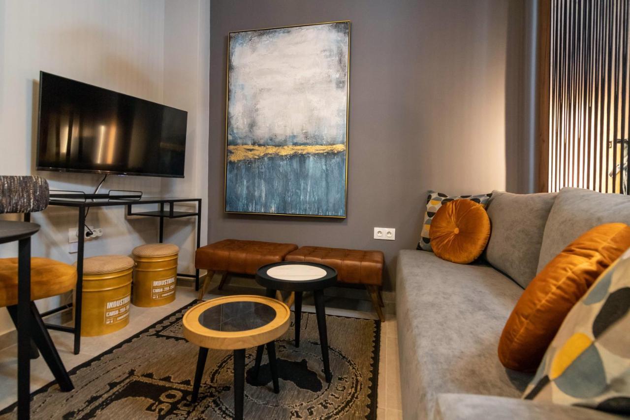 F & B Collection - Minilux For 3 * Thessaloniki