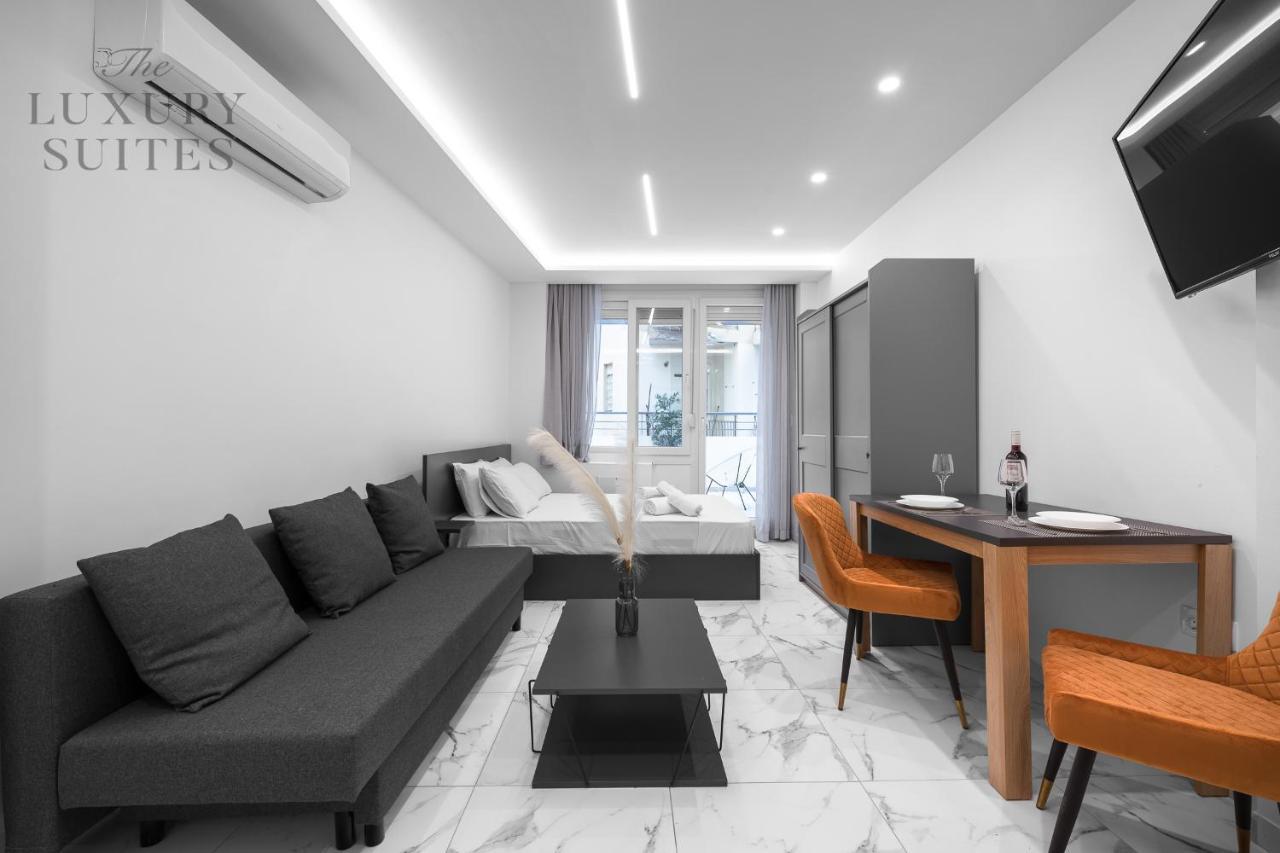 Apartment Adoorable, The Luxury