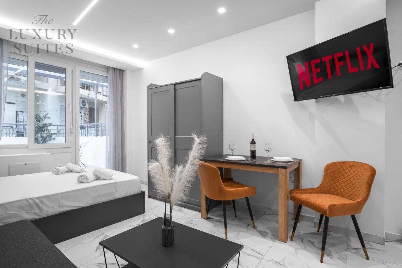 Adoorable, The Luxury Apartment *