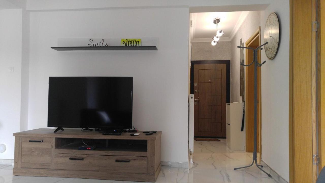 New!90sqm10minairport2bedrooms Thessaloniki