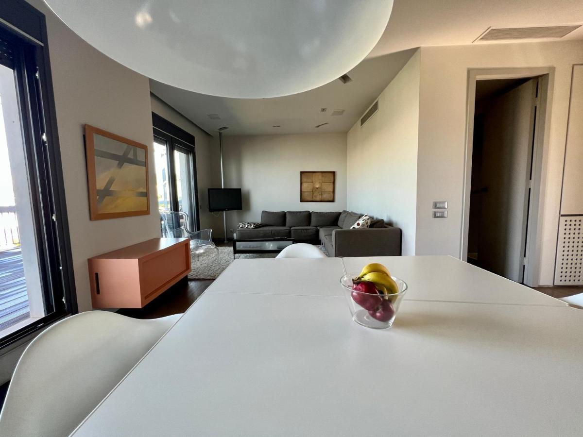 Apartment View - Presidential *