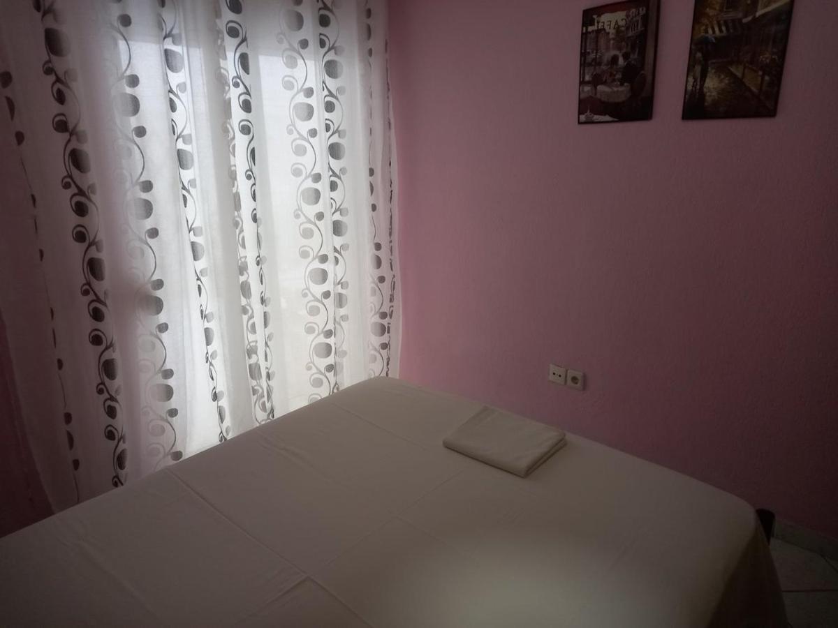 Dimos Daire