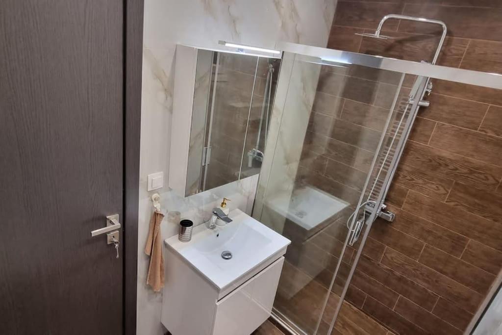 Luxurious In The Heart Of Daire