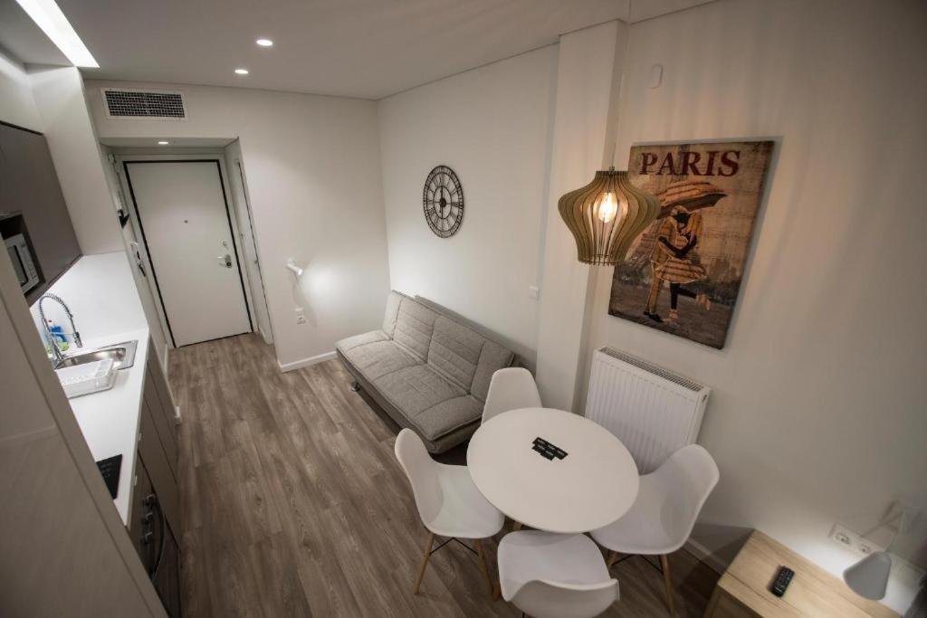 Ornament Suites, Nilie Hospitality Mgmt