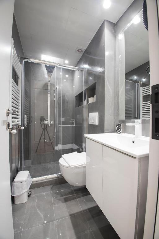 Ornament Suites, Nilie Hospitality Mgmt Daire *