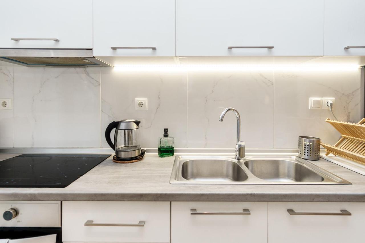 Cataleya #colony Center Apartment *