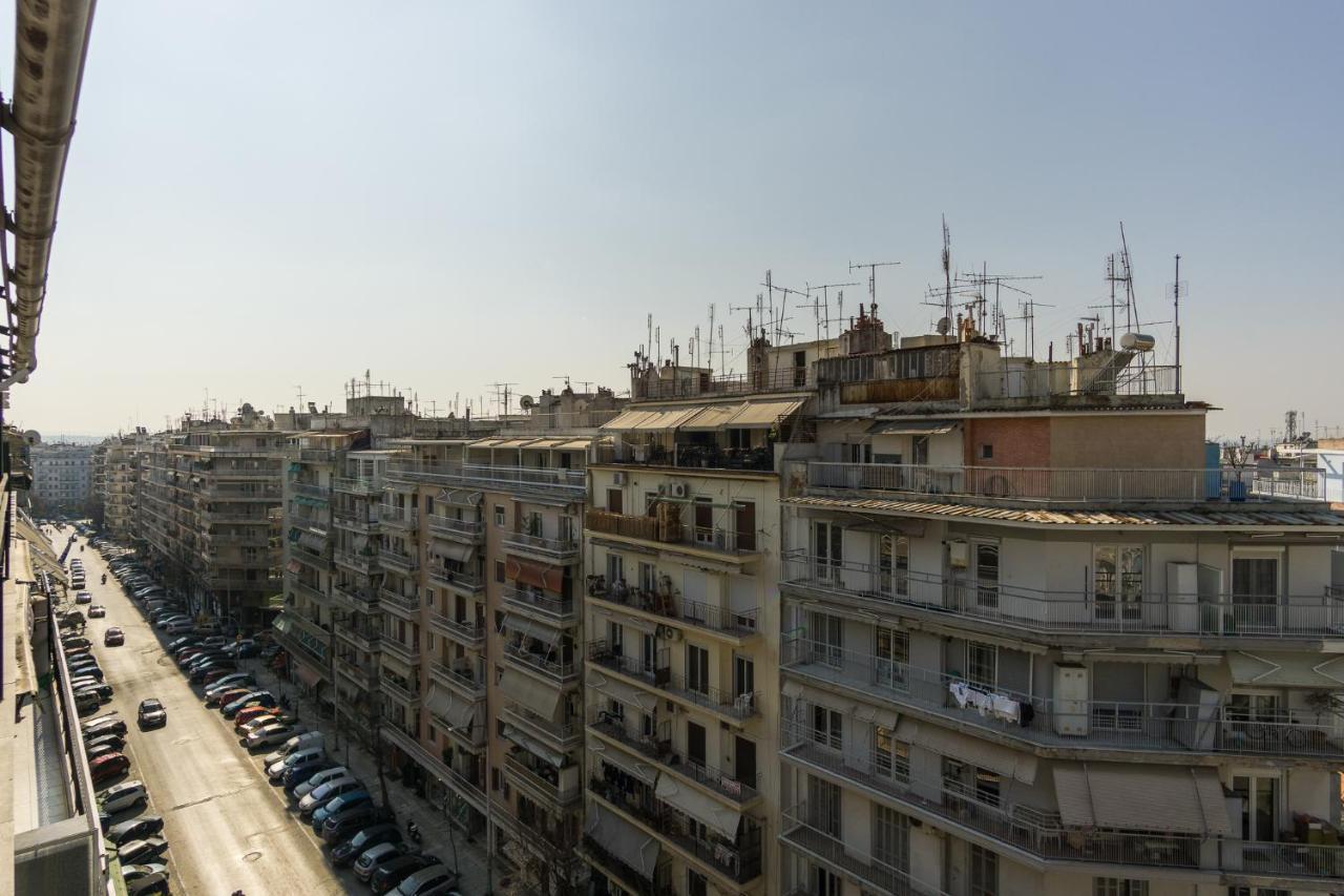 Cataleya #colony Center Apartment
