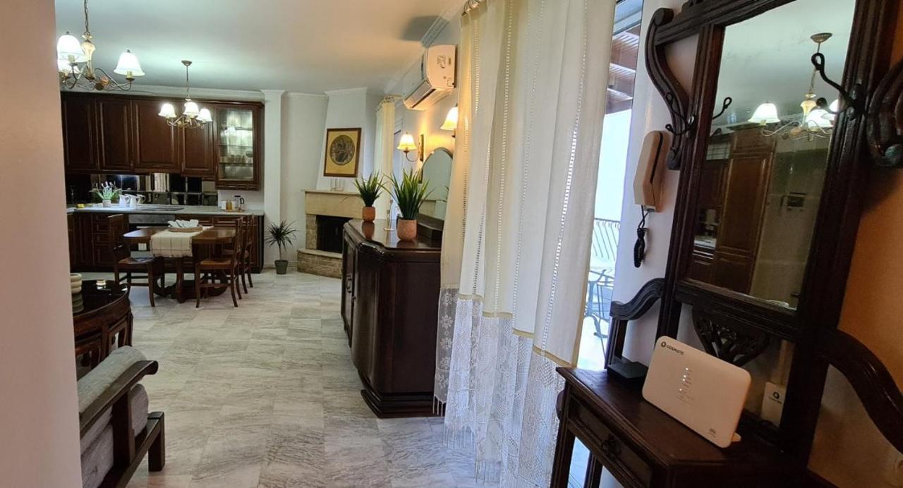 Fori's Nest Skg Appartement