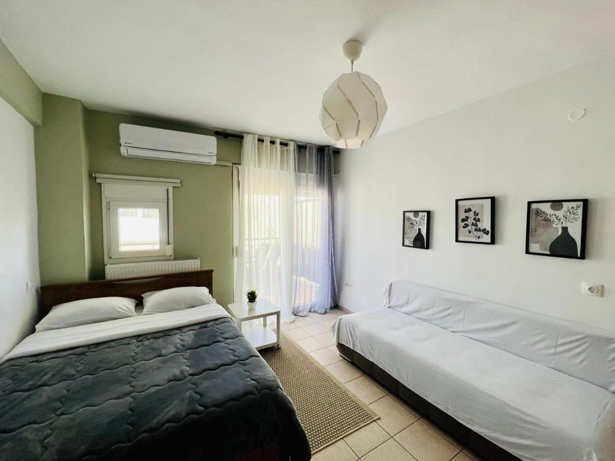 Apartment Konstantina's Studio Skg *