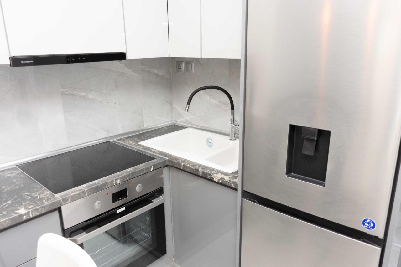 Luxury In Centre Daire Selanik