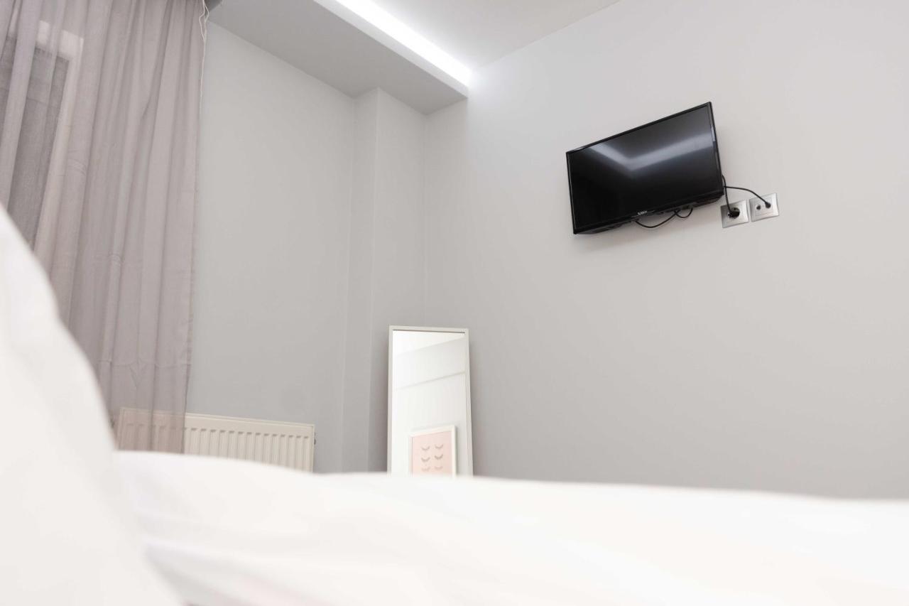 Luxury In Centre Daire